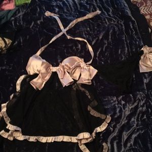 Sexy black baby doll set.